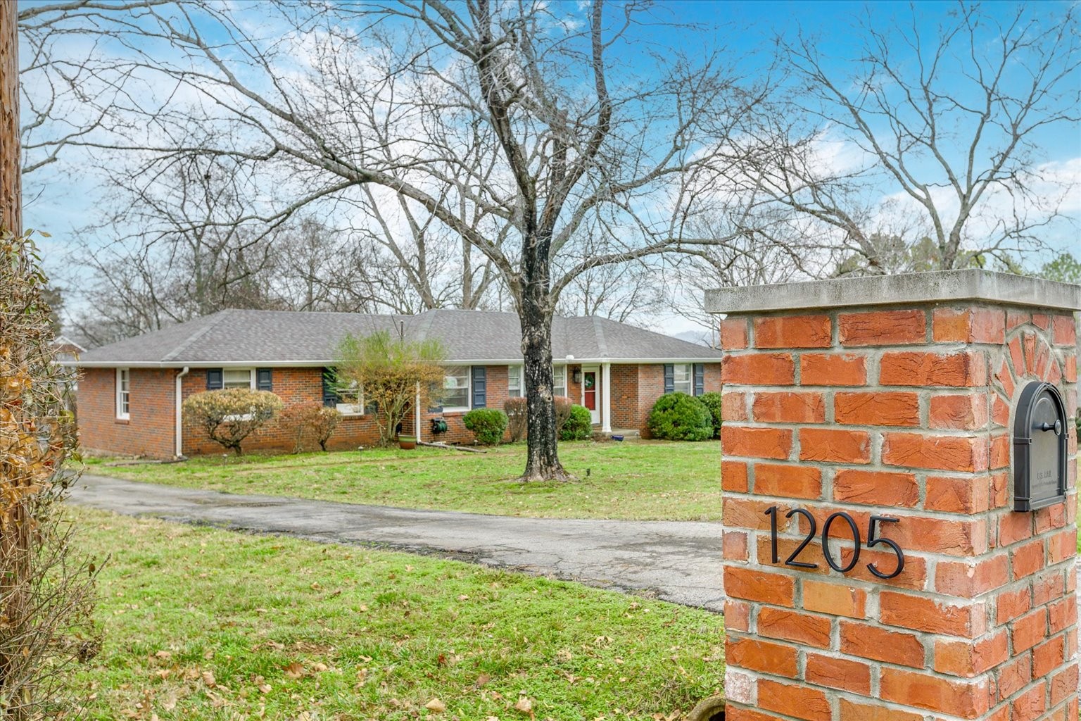 1205 Shiloh Dr Property Photo