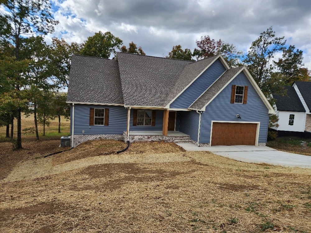 225 Hickory Ridge Ln Property Photo