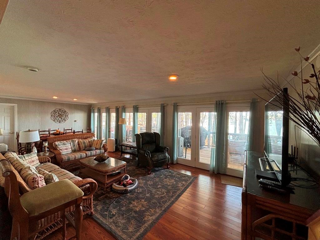 434 Dwain Ball Road Property Photo 14