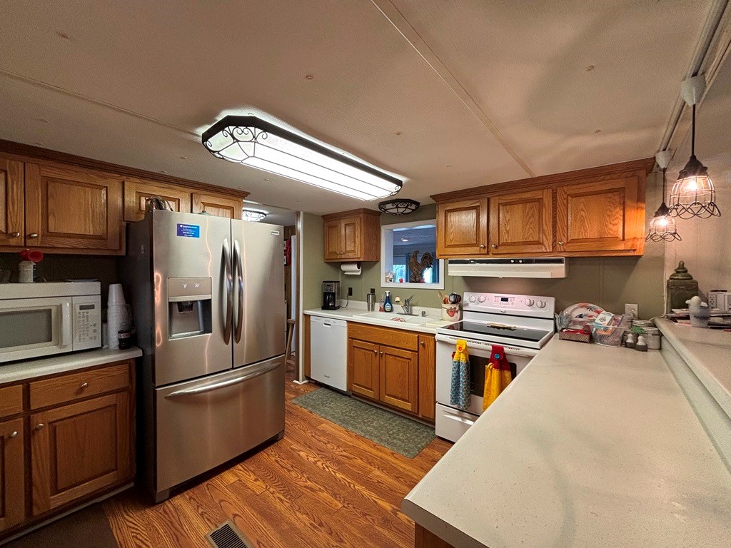 434 Dwain Ball Road Property Photo 28