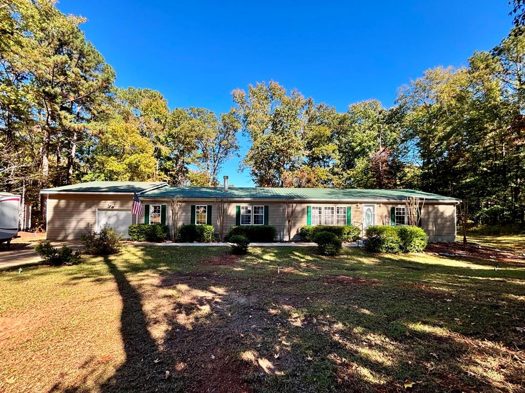 40 David Powell Road Property Photo 1