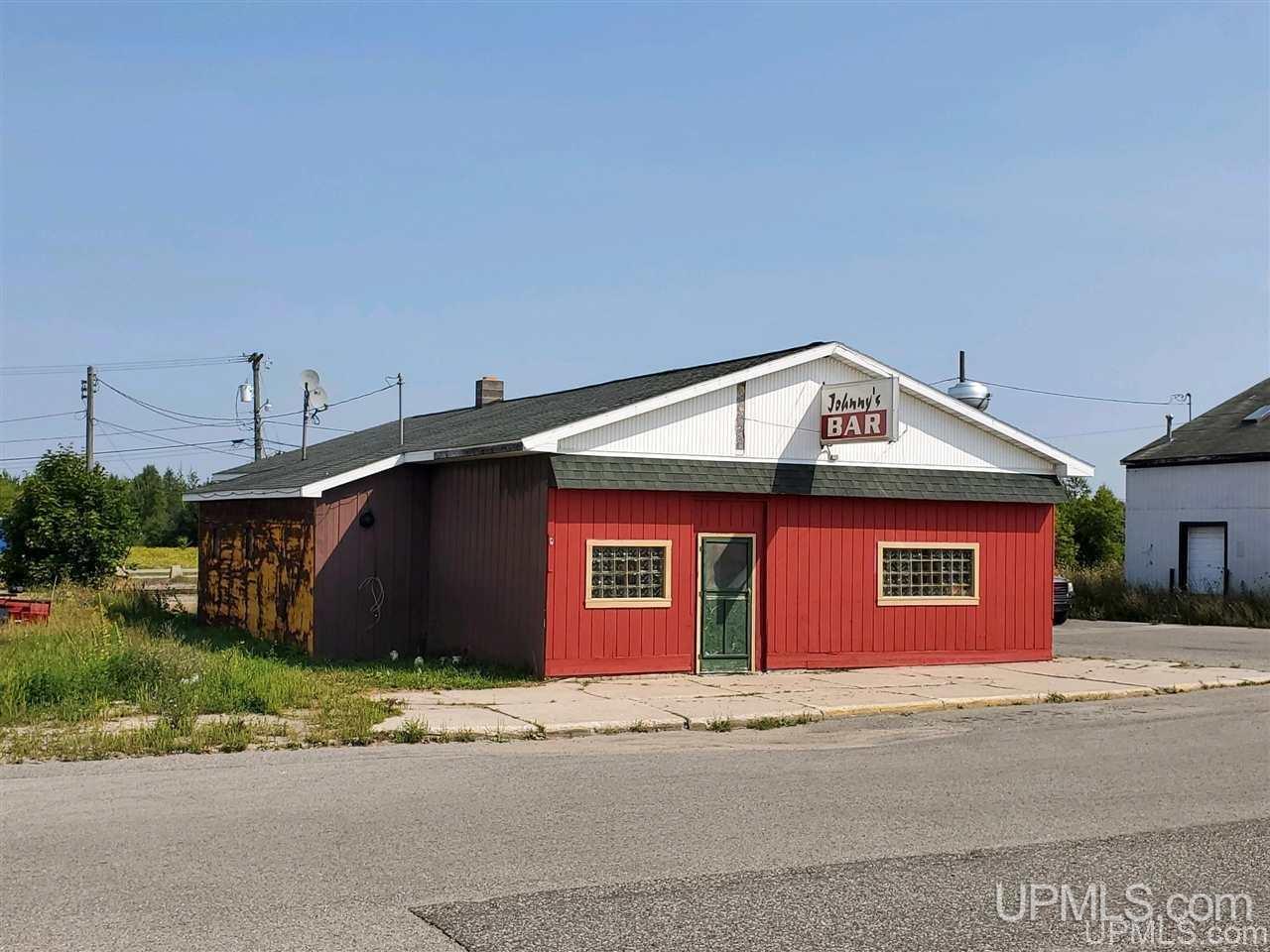 121 E Helen Street Property Photo 1