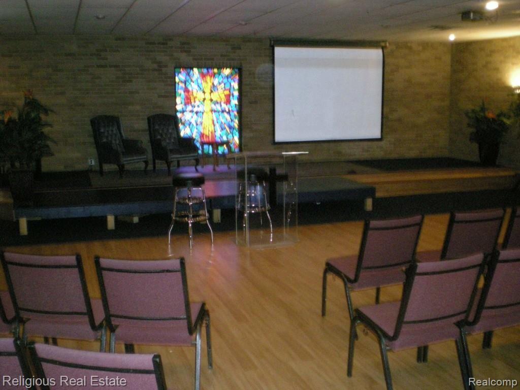 14205 Twelve Mile Property Photo 3