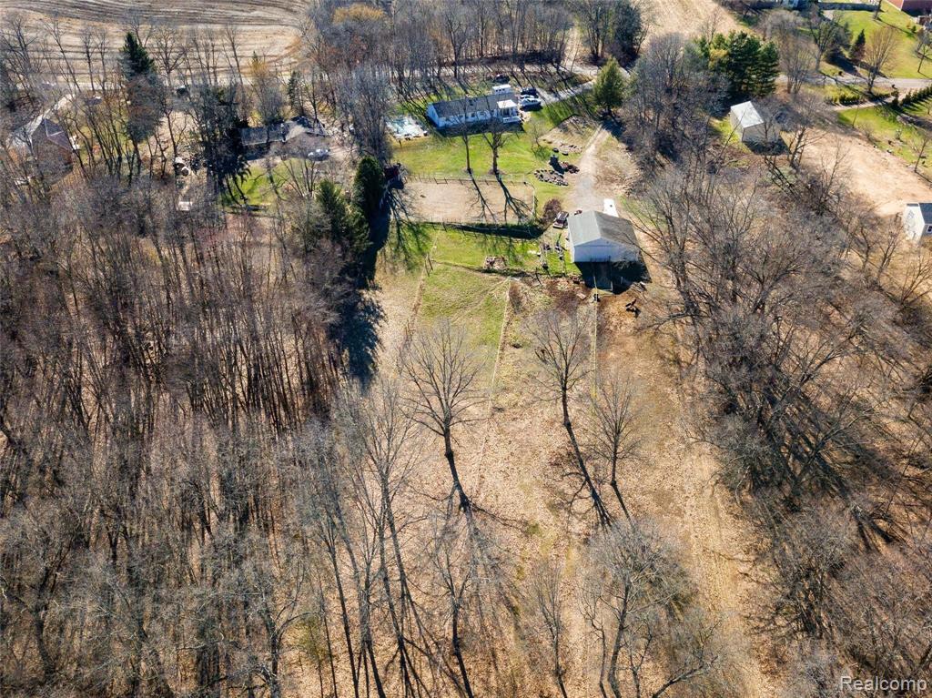 12247 Onondaga Road Property Photo 26