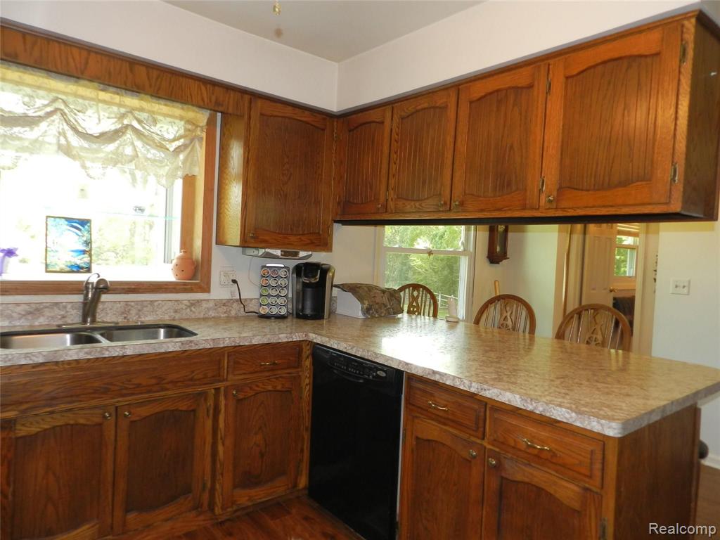 12247 Onondaga Road Property Photo 41