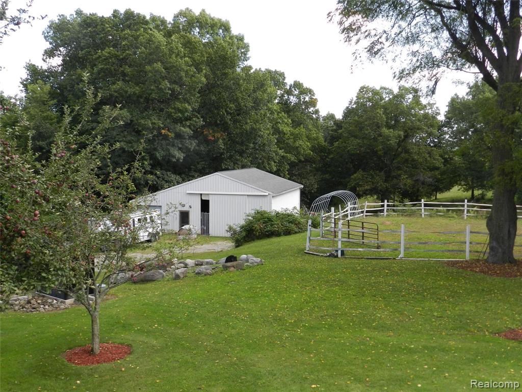 12247 Onondaga Road Property Photo 47