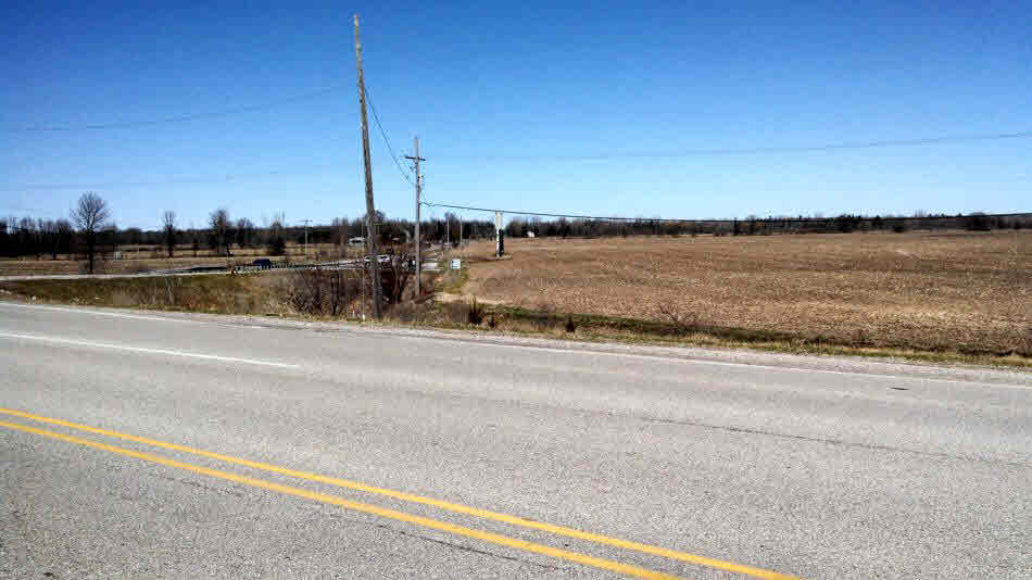1144 N Waldo Road Property Photo 3