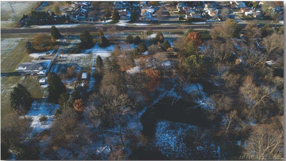 39400 Utica Road Property Photo 2