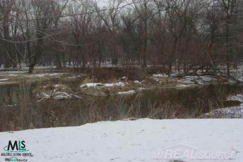 39400 Utica Road Property Photo 8