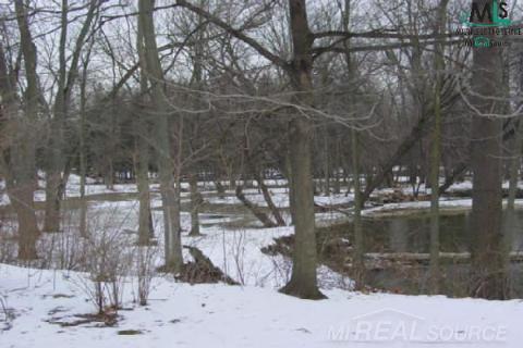 39400 Utica Road Property Photo 10