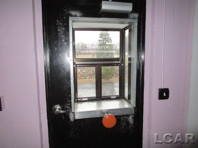 1325 N Main Street Property Photo 8