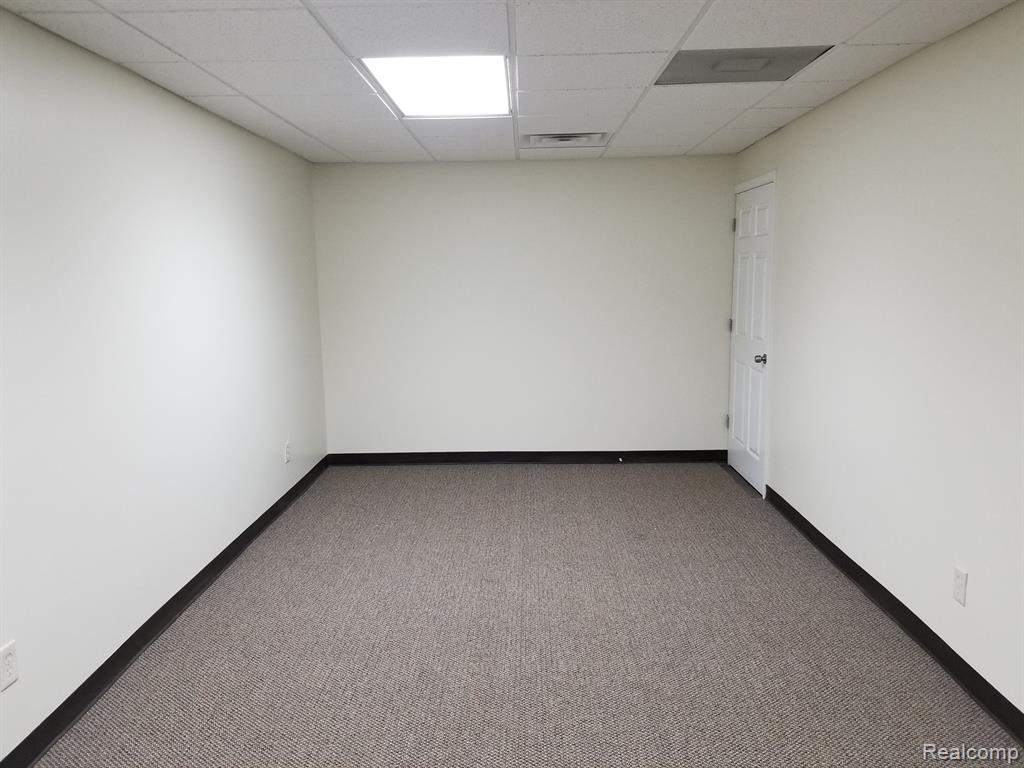265 S Harris - Bldg B Road Property Photo 6