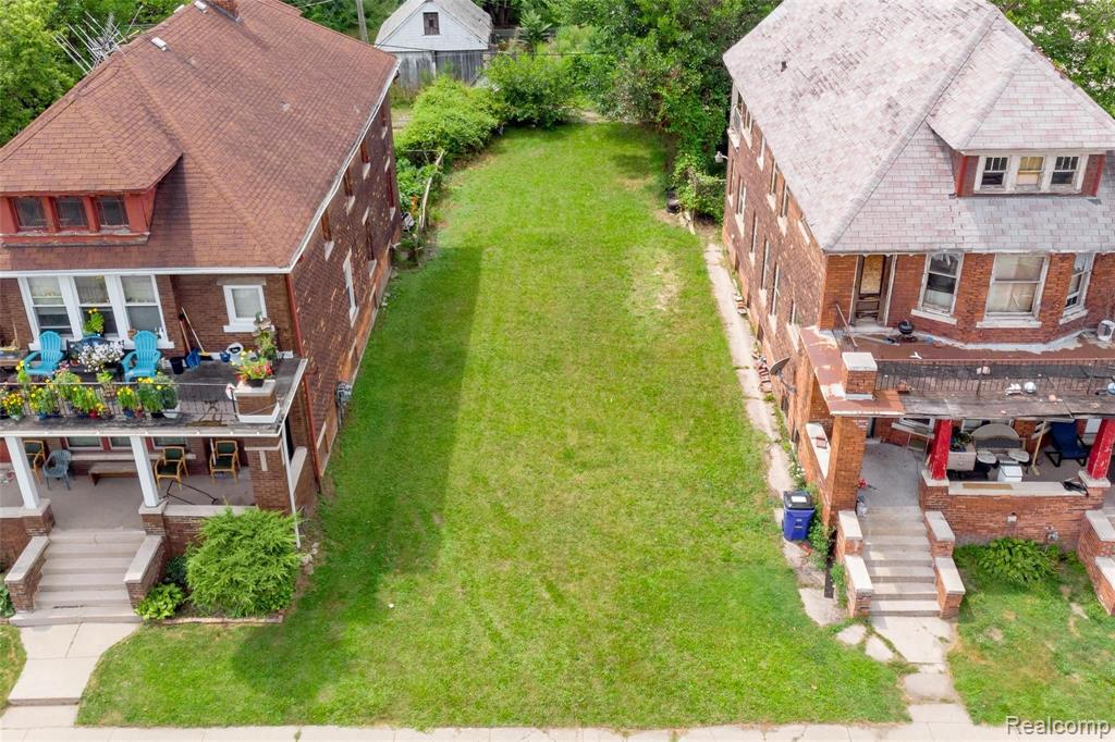 3131 Mcdougall Property Photo 2