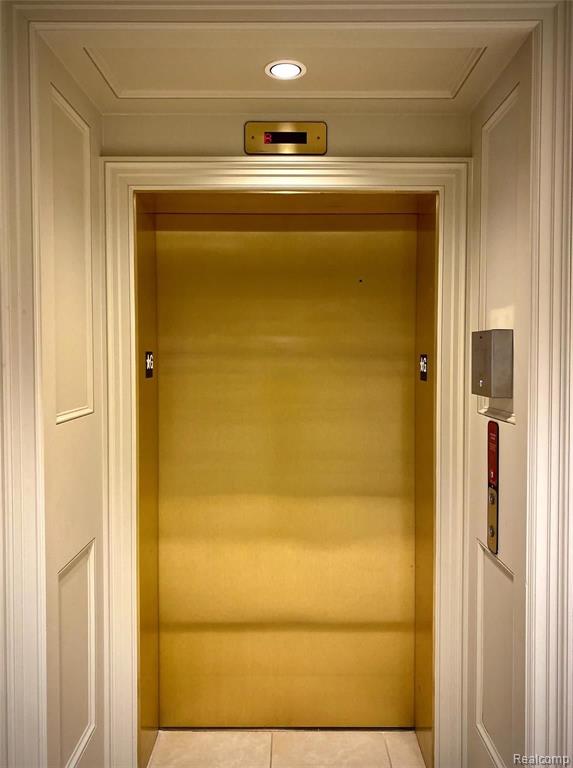 63 Kercheval Avenue Property Photo 8