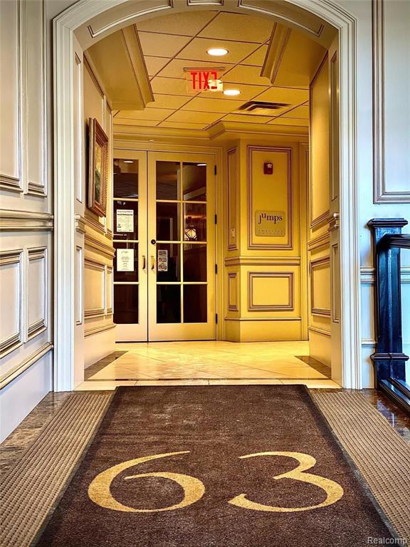 63 Kercheval Avenue Property Photo 15