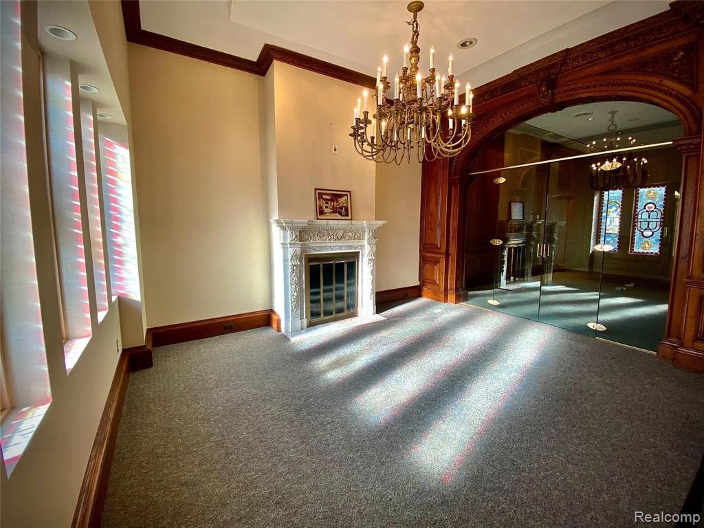 16835 Kercheval Avenue Property Photo 8