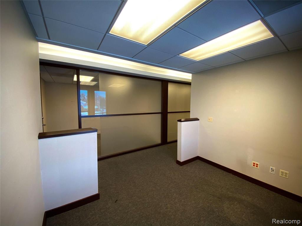 16835 Kercheval Avenue Property Photo 14