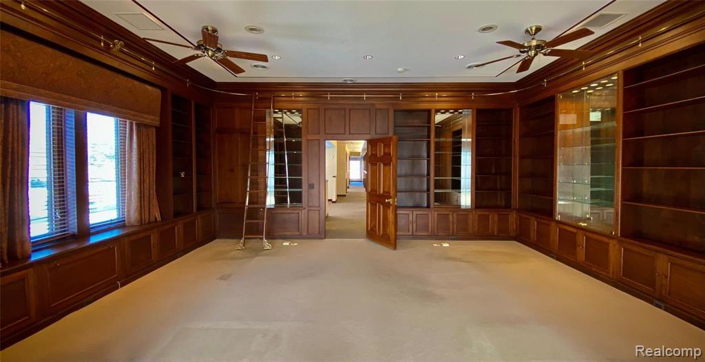 16835 Kercheval Avenue Property Photo 22
