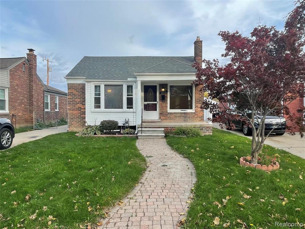 3813 ROOSEVELT Street Property Photo 1