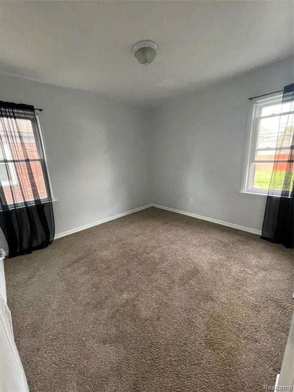 3813 Roosevelt Street Property Photo 4