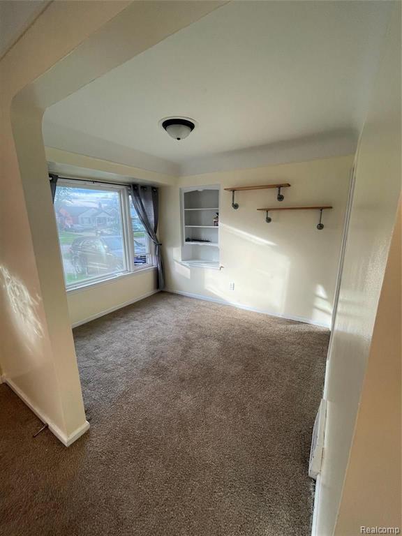 3813 Roosevelt Street Property Photo 6