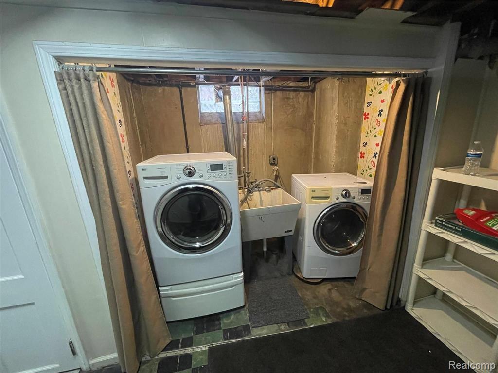 3813 Roosevelt Street Property Photo 15