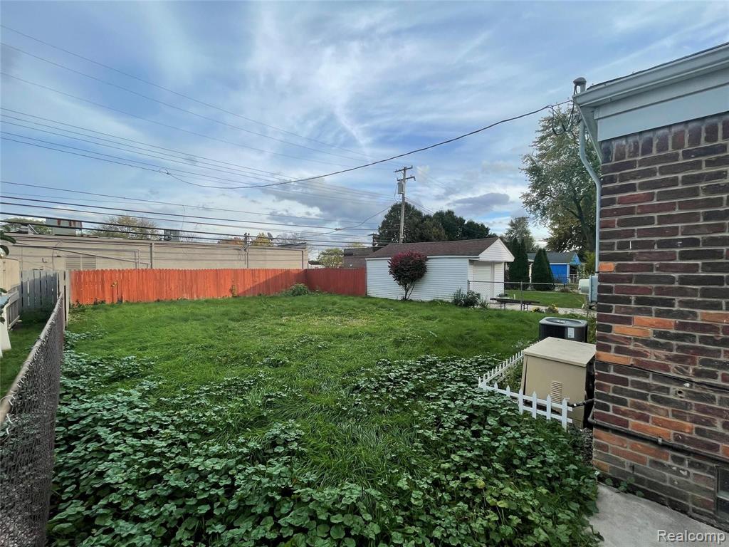 3813 Roosevelt Street Property Photo 19