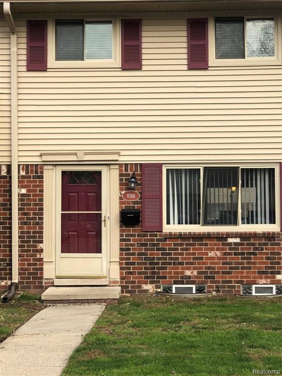 9746 Cornell Street Property Photo 1