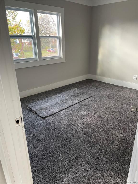 15820 Indiana Street Property Photo 11