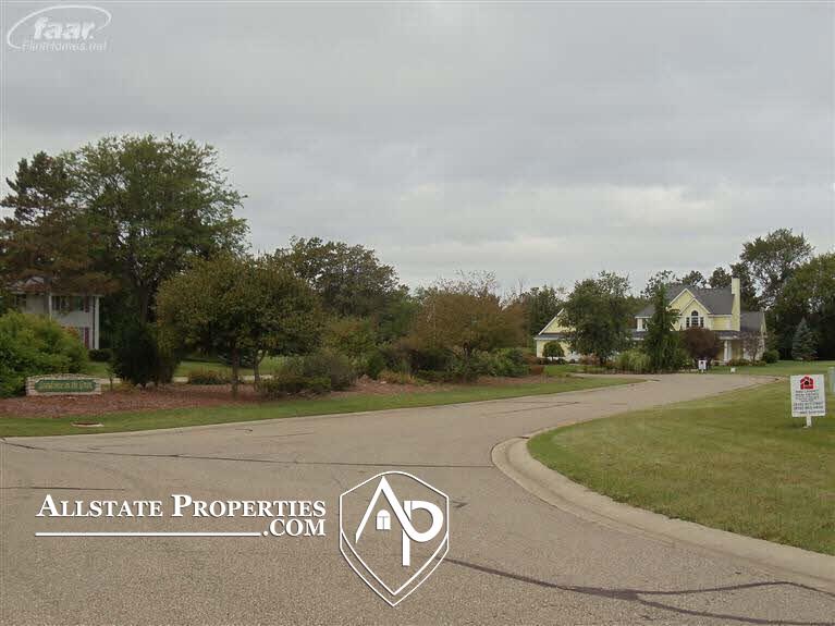 10460 Golfview Court Property Photo 3