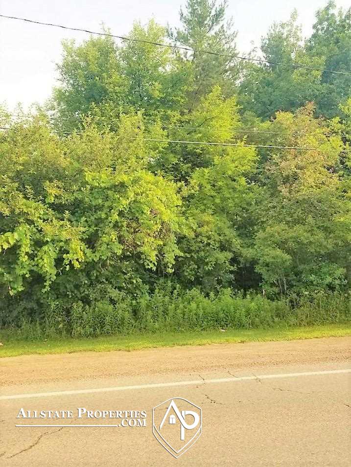 Lapeer Road Property Photo 1