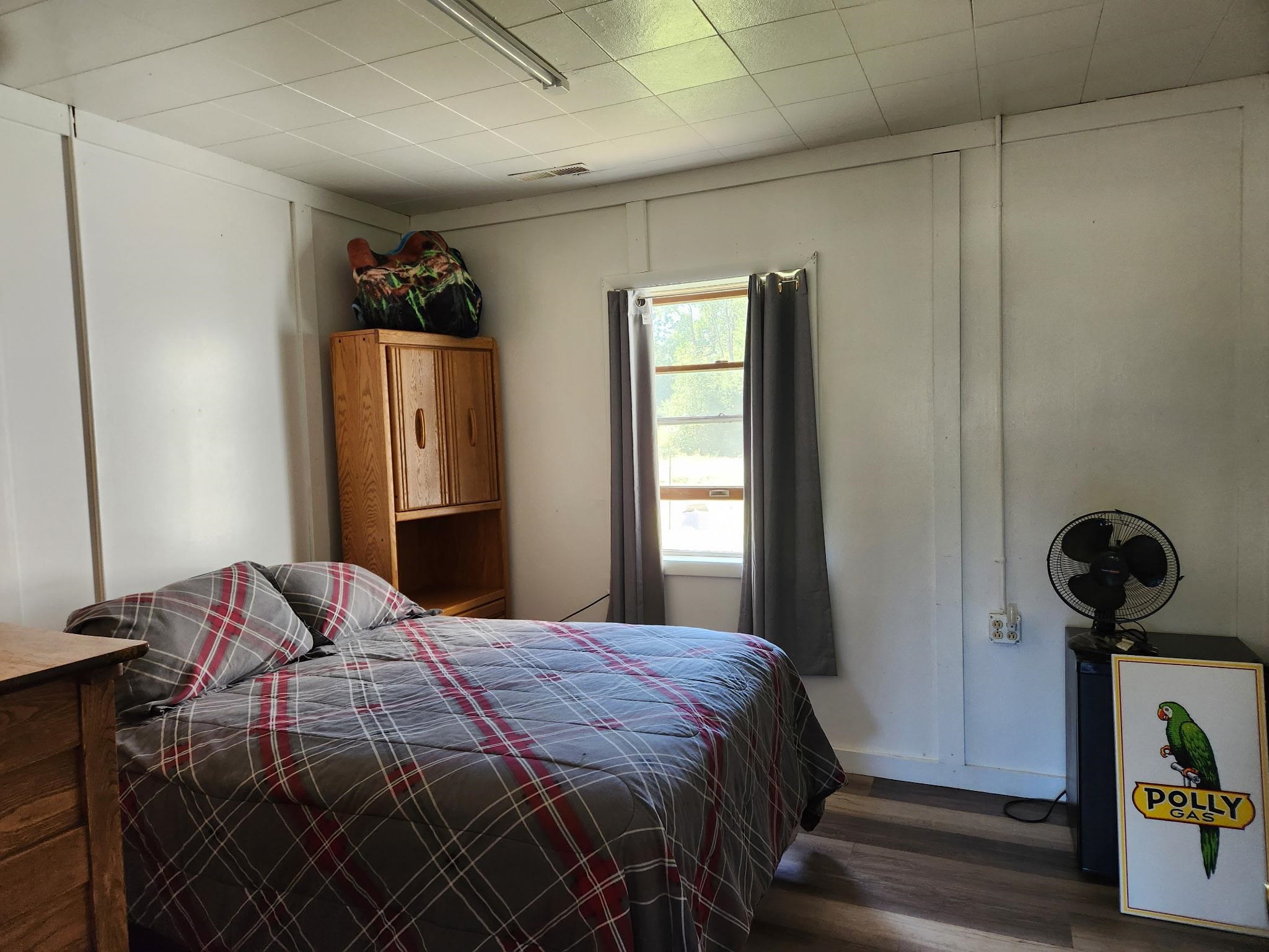 2045 N Meridian Road Property Photo 10