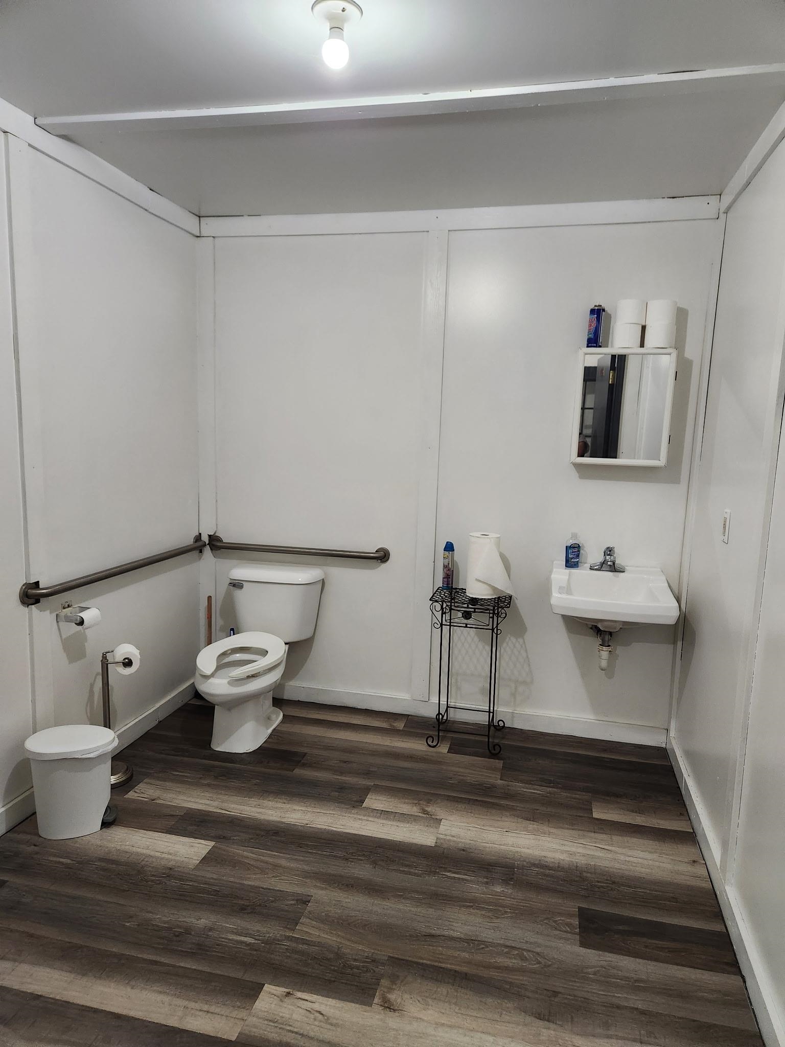 2045 N Meridian Road Property Photo 22