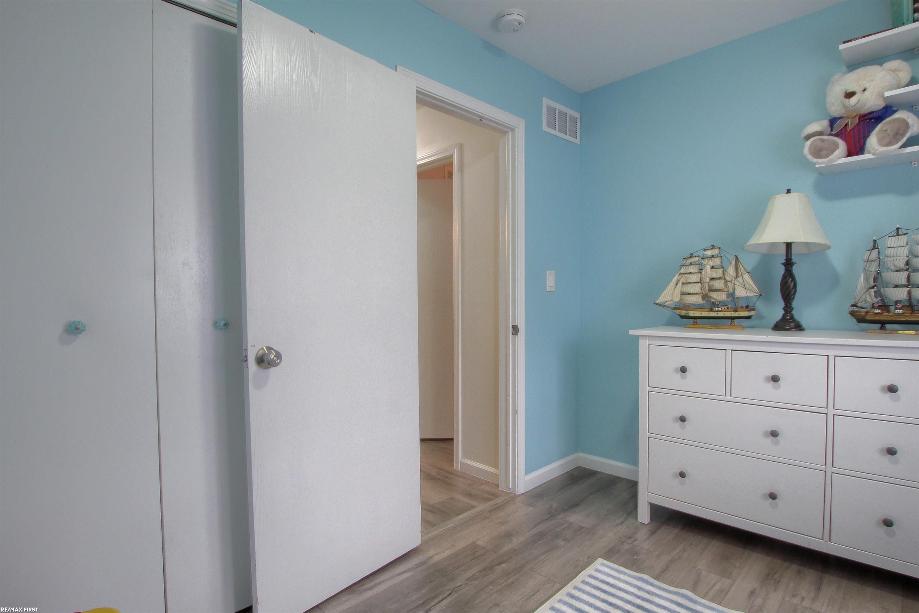 38343 Carolon Blvd Property Photo 17
