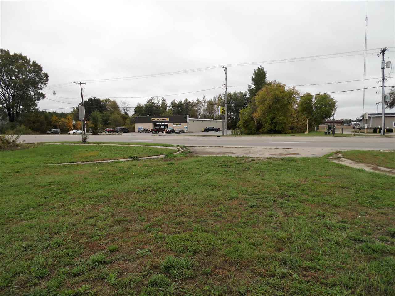 711 E Cedar Street Property Photo 3