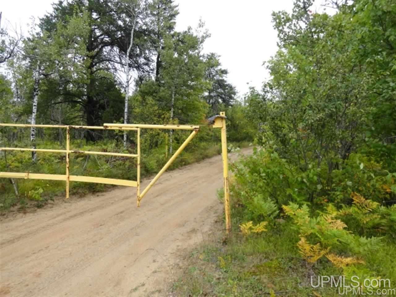 Voelker Lake Road Property Photo 24