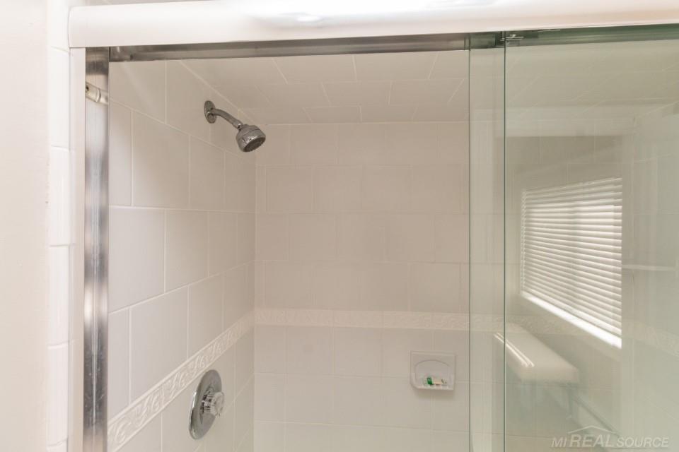 1516 St Clair River Drive Property Photo 32