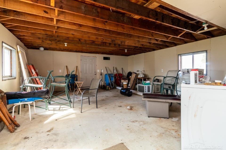 1516 St Clair River Drive Property Photo 40
