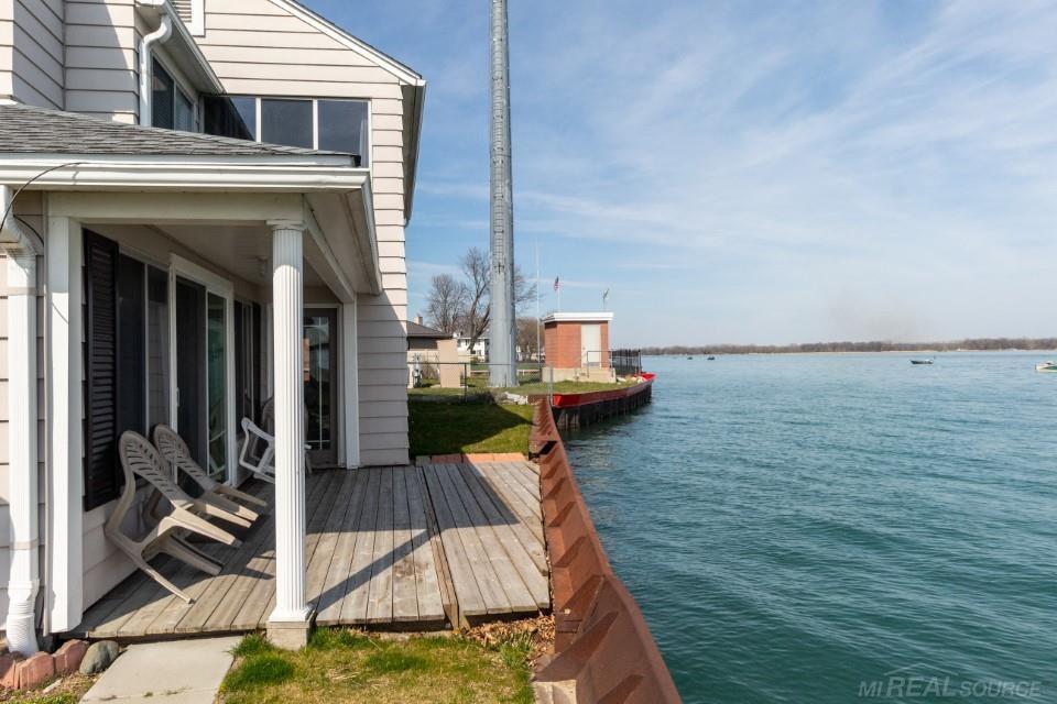 1516 St Clair River Drive Property Photo 45