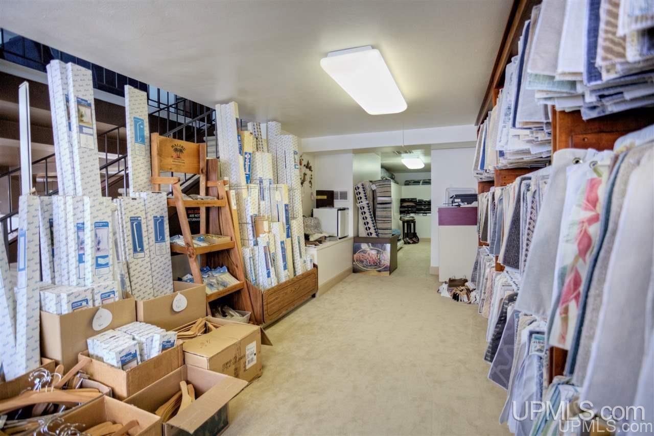 101 E Aurora Street Property Photo 36