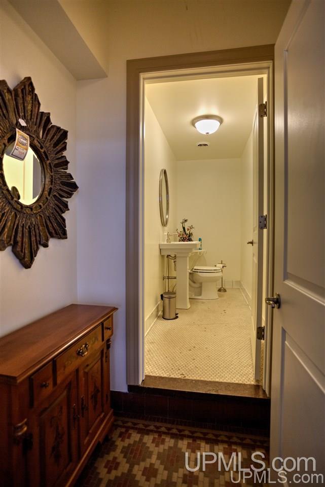101 E Aurora Street Property Photo 50