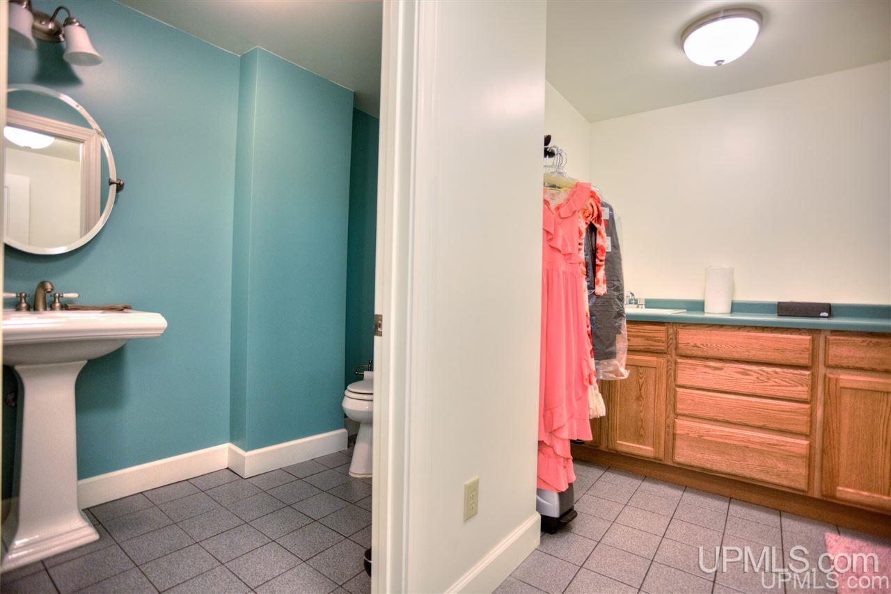 101 E Aurora Street Property Photo 67