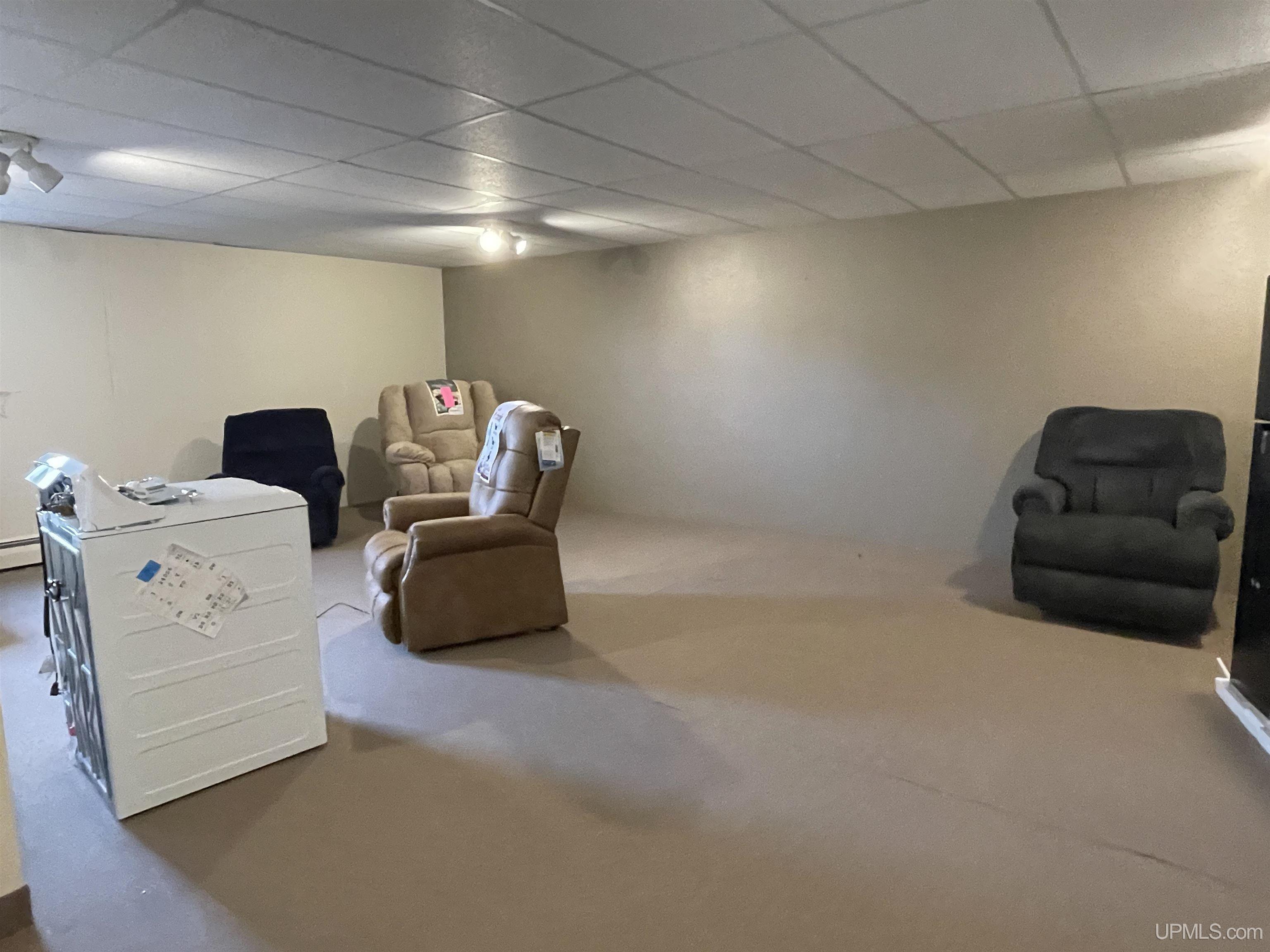 226 Deer Street Property Photo 12