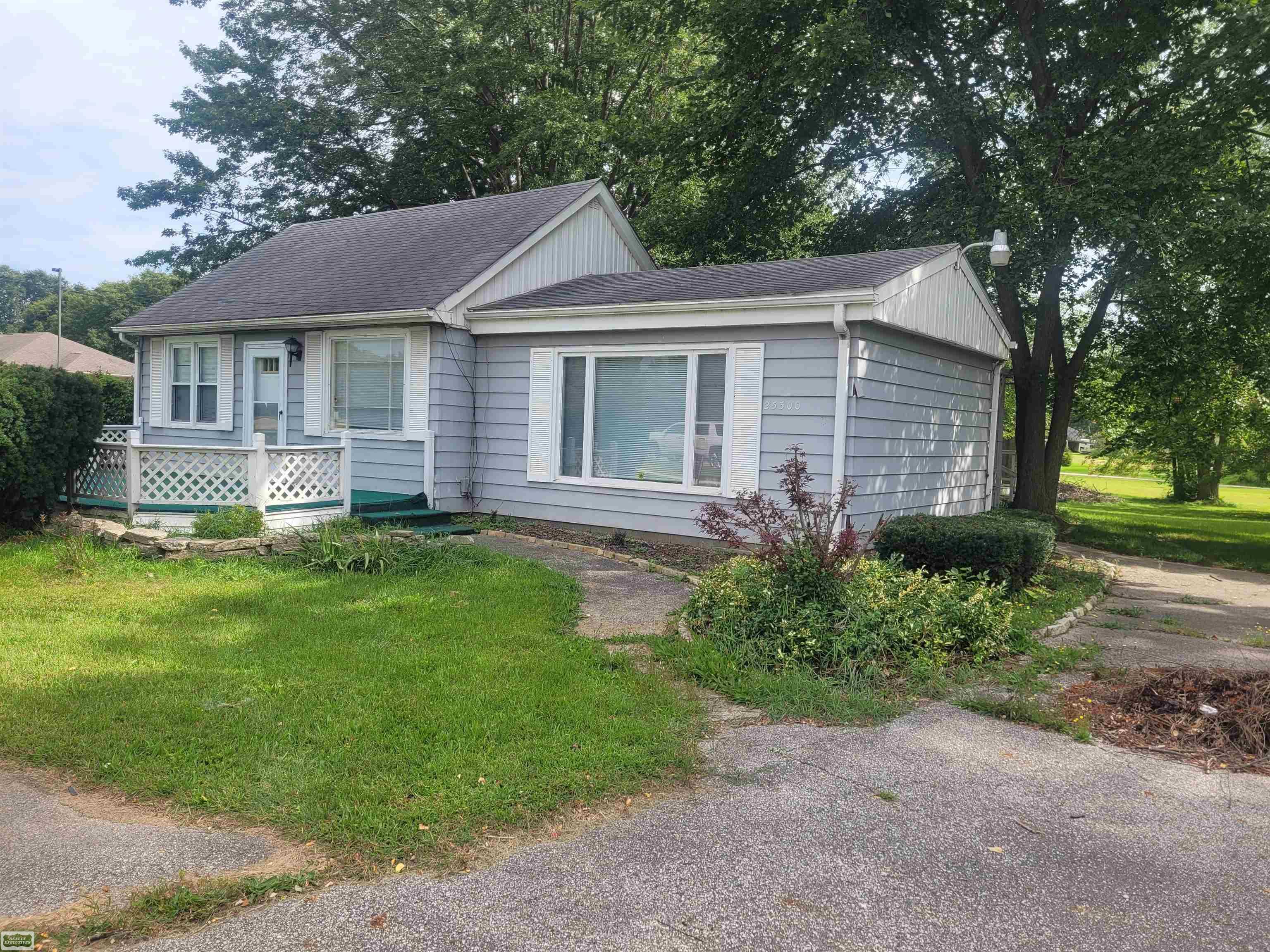 25300 23 Mile Road Property Photo 1