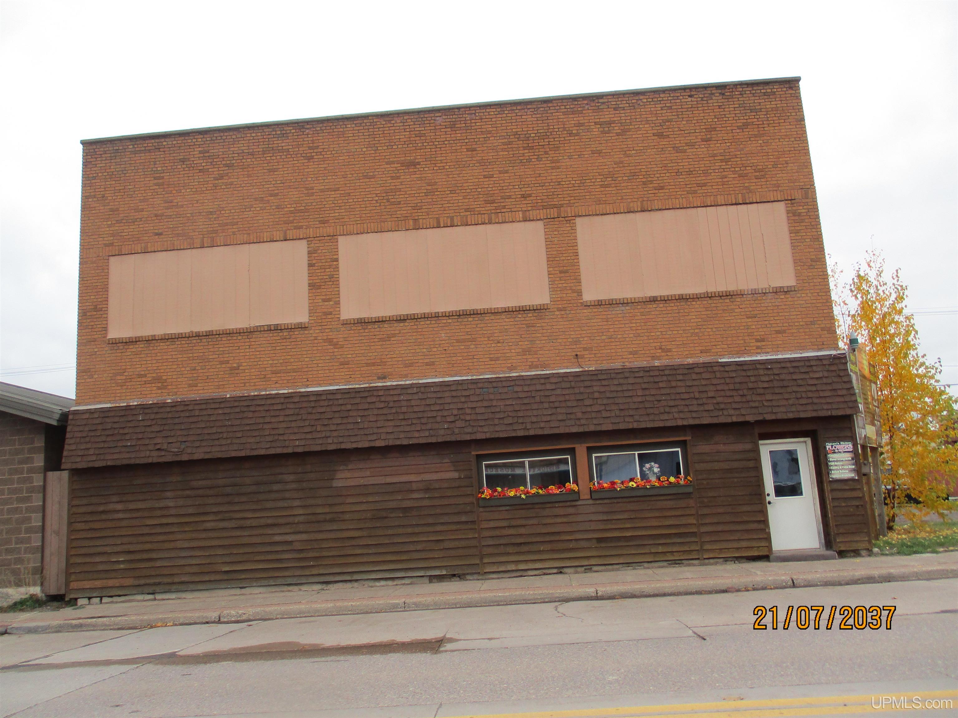 425 River Street Property Photo 1