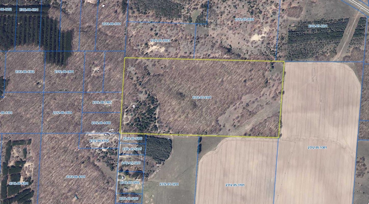 5560 N 3 Road Property Photo 4