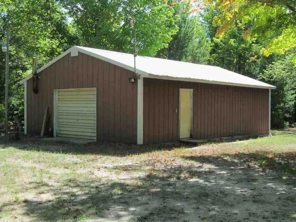 5560 N 3 Road Property Photo 14