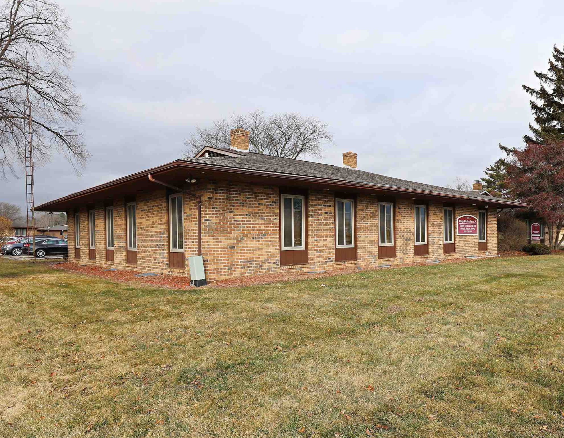 1146 S Linden Road Property Photo 6