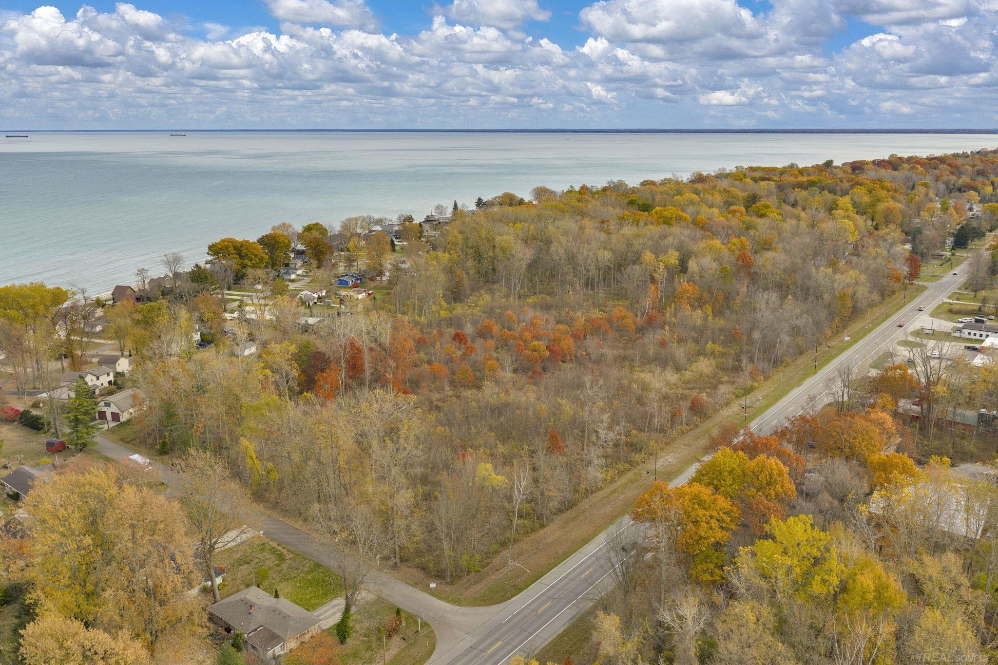 00 Lakeshore Road Property Photo 7