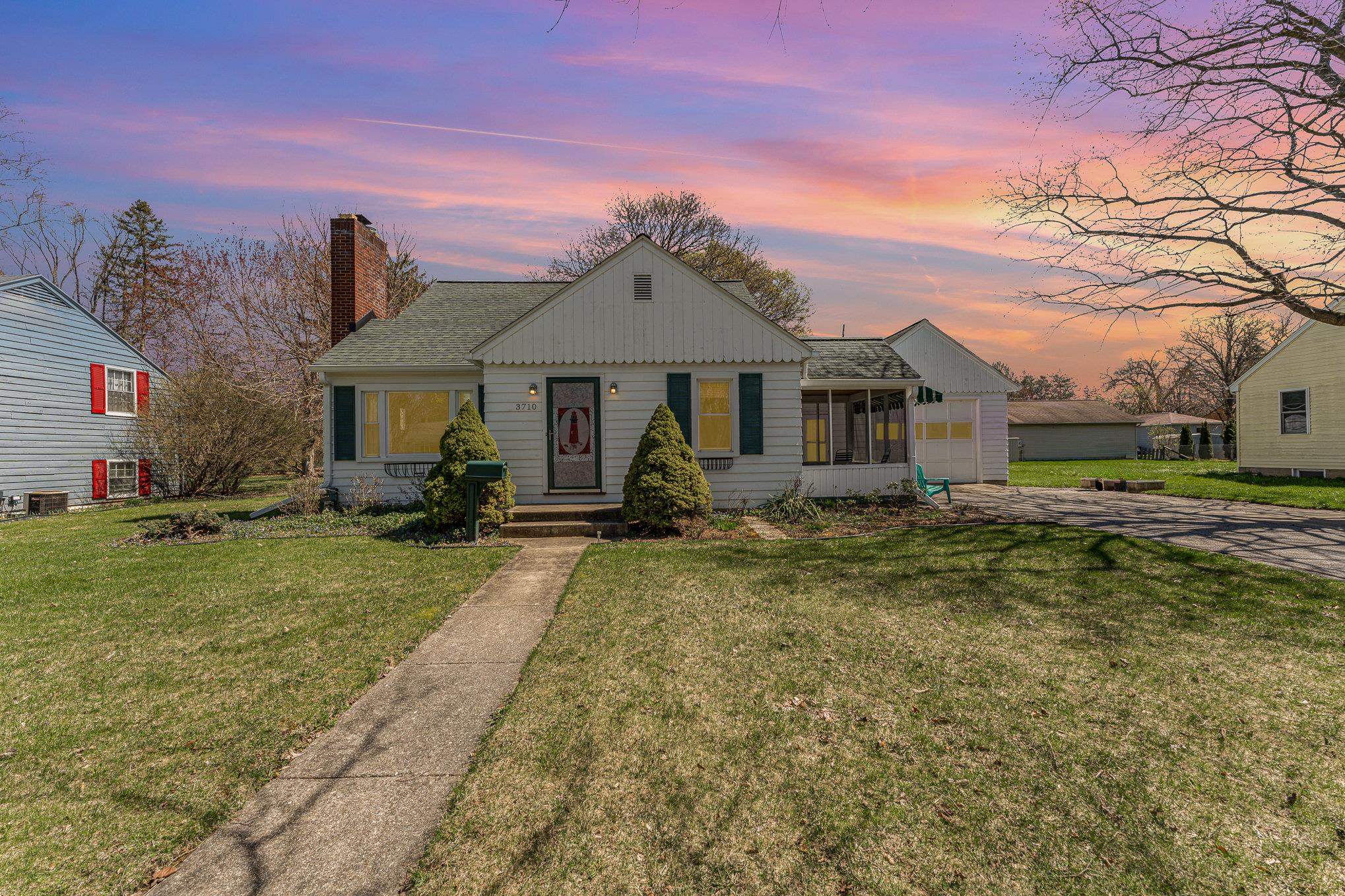 3710 Cambridge Street Property Photo 1